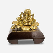 Golden Patta Ganesh Murti with Stand, Decorative Resin Ganesha Idol for Pooja Room & Home Décor